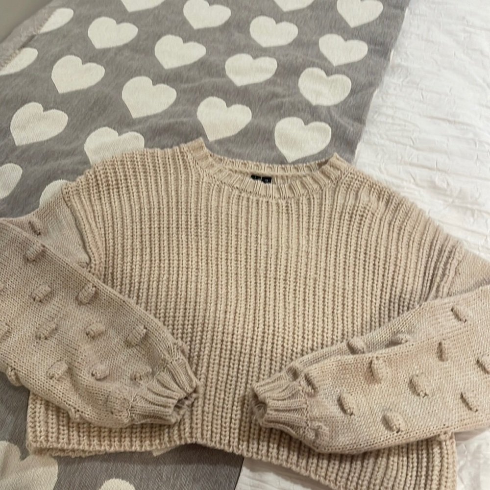 Moon & Madison Cropped Sweater